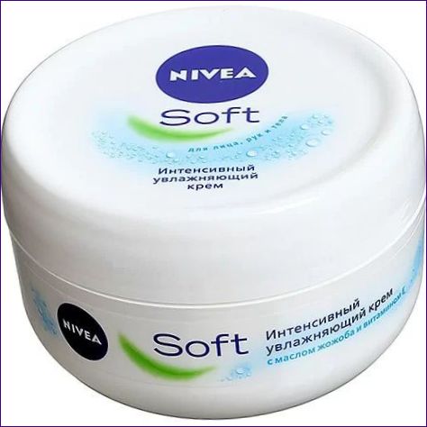 NIVEA SOFT intensyviai drėkinamasis kūno kremas